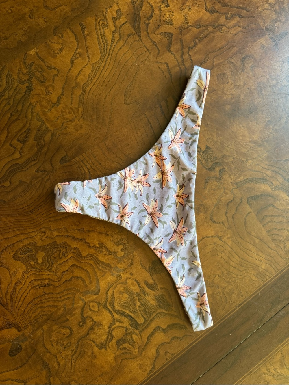 ACACIA LILY ๐ swimwear Lavender Floral and Tan Four piece set. - Picture 6 of 15